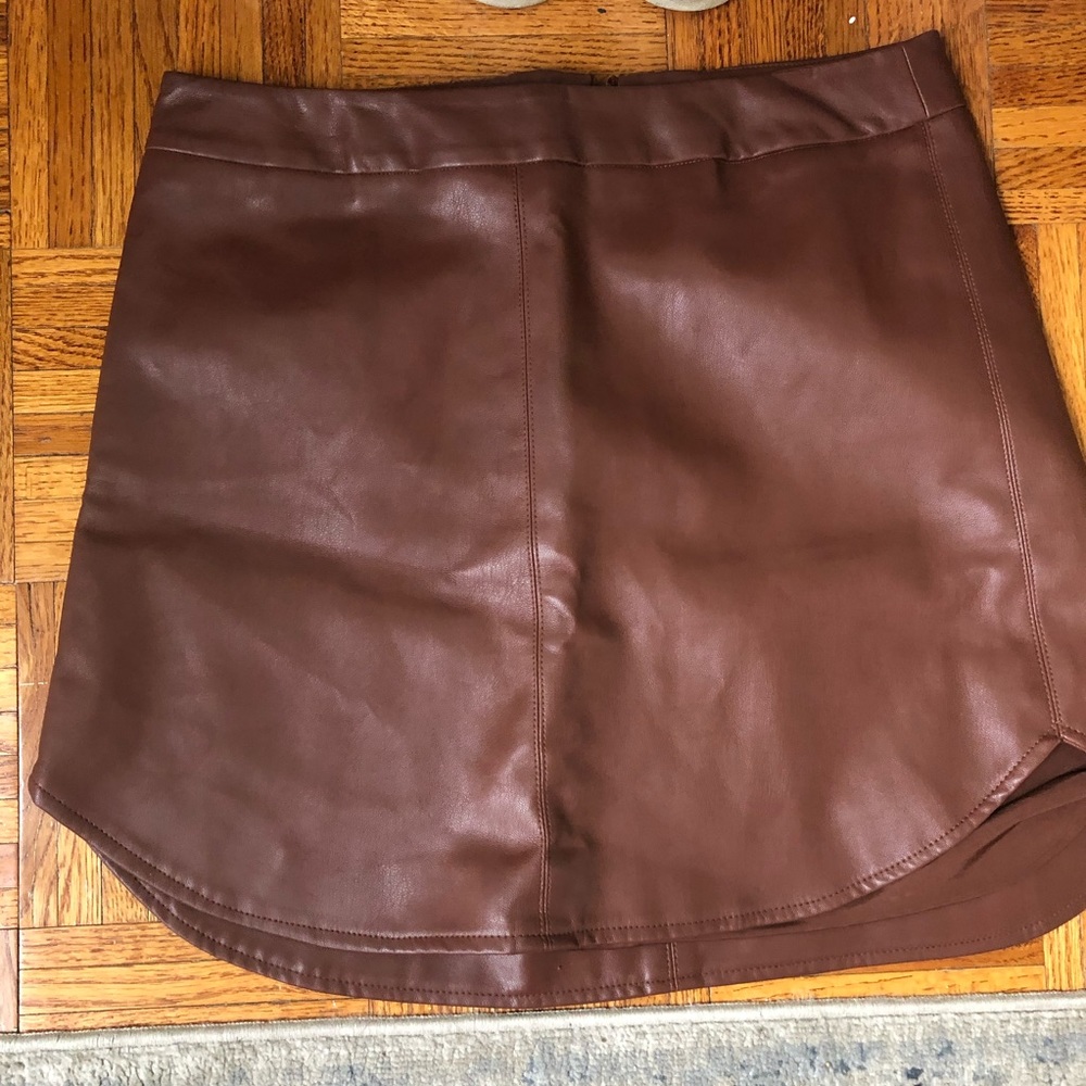 Abbeline Vegan Leather Mini Skirt